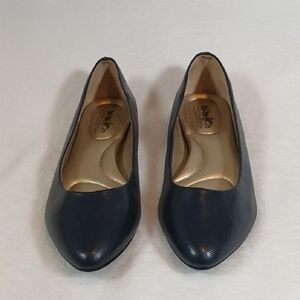 Coach and Four Navy Women's Flats Sz 7